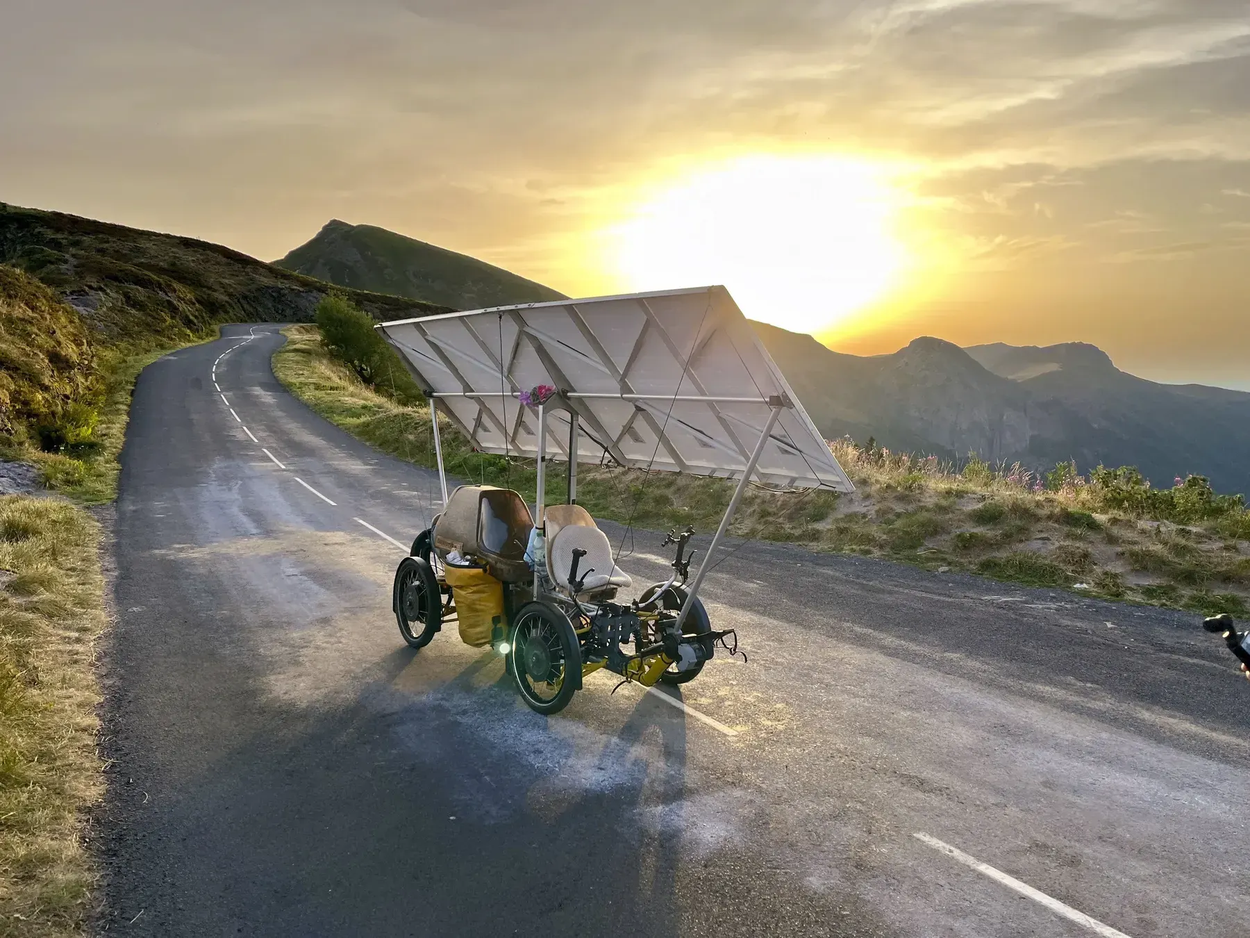 Les Supercycles solaires pendant le Sun Trip Maroc — photographie 7